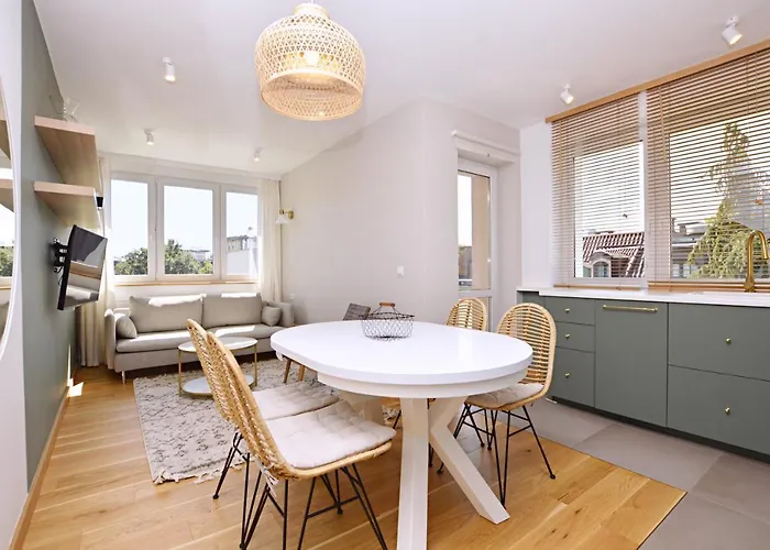 Victus Stylish In The City Center By Noclegi Renters